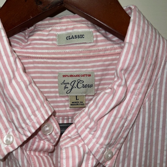 J. Crew Tops - Classic J. Crew Women’s Button Down Pink Seersucker Half Sleeve 100% Cotton L